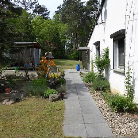 Apartment Am Waldrand - 