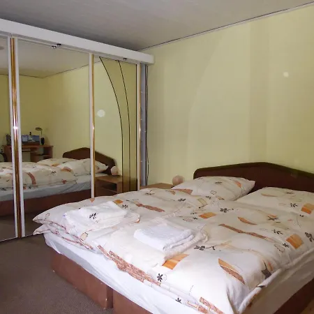 Am Waldrand - 